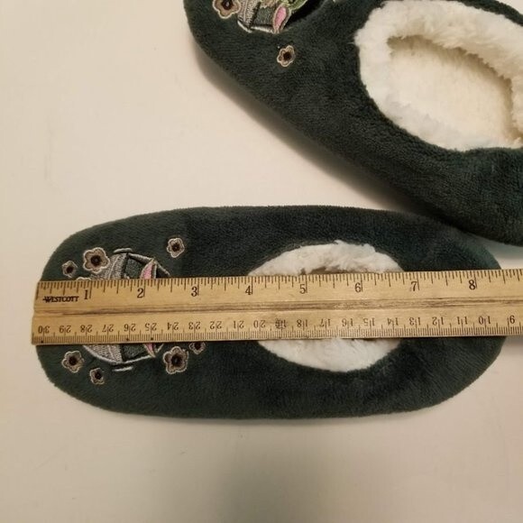 Vera Bradley Grogu Baby Yoda Medallion Cozy Life Slippers Sz Small - Picture 8 of 8